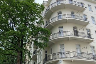 Altbauwohnung in perfekter Lage mit schönem Balkon - Vermietet mit Wohnrechts-Vereinbarung