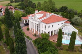 Exklusive Villa der Superlative in privater Lage in den Weinbergen