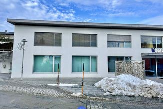 Büro/Praxis: Vielseitiges &amp; zentrales Geschäftslokal Im Herzen von Waldkirchen