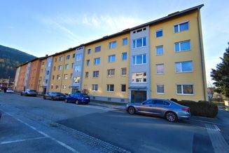 Bruck - Leharstraße - Sehr gut aufgeteilte 3 Zimmer Wohnung mit Balkon in super Lage! Provisionsfrei für den Käufer!