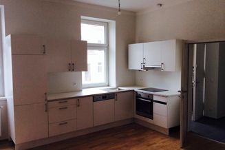 Schöne 2 Zimmer Wohnung mit Wohnküche gesamt ca 80m2 ab Juli zu vermieten