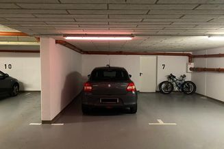 Großflächiger Tiefgaragenparkplatz zur Vermietung / unbefristet / 1220
