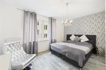 Schöne Wohnung mit 2 Schlafzimmer und Loggia in zentraler aber ruhiger Wohngegend