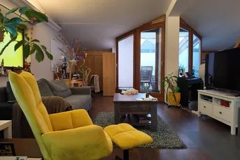Atelier mit eigenem PKW-Stellplatz