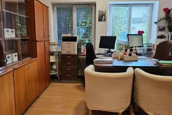 Der ideale Geschäftsstandort zur Miete! Alles unter einem Dach Büro, Geschäfts und Lagerfläche in Grödig