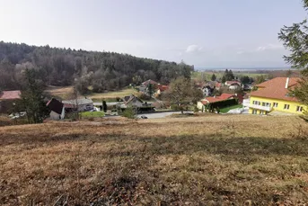 Baugrundstück mit traumhaften Fernblick in ruhiger Lage