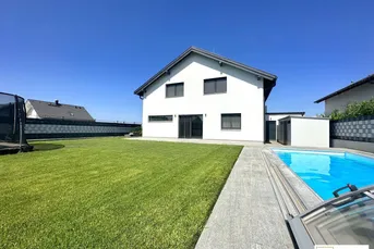 215 m2 Wohnfläche! Erfüllen Sie sich Ihren Traum vom Eigenheim mit Pool!
