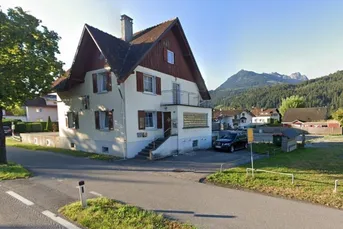 Renovierte 3-Zimmer-Wohnung mit einer herrlichen, großzügigen Terrasse.