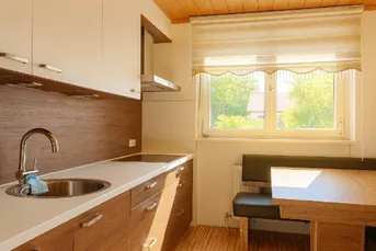 Großzügige sanierte 4-Zimmer-Wohnung mit Garage – Bezugsfertig &amp; komfortabel