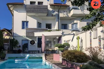 Wunderbare Familienoase mit Gebirgsblick,und kleiner &amp; feiner Gartenanlage &amp; Pool!