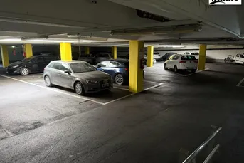 Tiefgaragenstellplatz – sicher parken in der Innenstadt um nur 110 € mtl.!