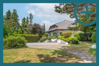 Charmante Landhausvilla mit Pool &amp; Privatsteg