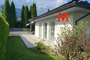 Exklusiver Bungalow in Ruhelage mit Carport