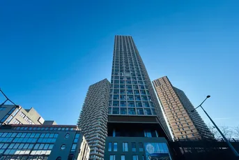 PROVISIONSFREI! 31. STOCK! ERSTBEZUG! HELIO TOWER! 2. ZIMMER MIT 8m² LOGGIA! EINBAUKÜCHE! WEITBLICK.