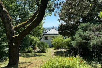 Villa mit einmaliger Aussicht in Bestlage