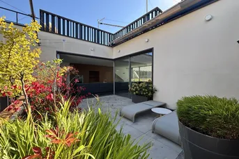 Penthouse in coolster Stadtlage mit uneinsehbarem Atrium