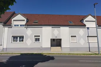 Vollvermietetes MFH mit 5 Einheiten und Top-Potenzial zur flexiblen Nutzung