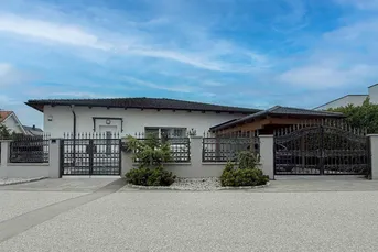 Sehr gepflegter Bungalow