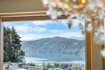 Koffer packen, einziehen &amp; herrlichen See- und Bergblick genießen! Elegantes, voll möbliertes Penthouse
