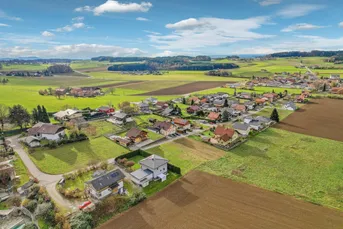 ATTRAKTIVES GRUNDSTÜCK IN RUHIGER LAGE