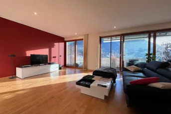 Exklusive Dachgeschosswohnung mit herrlicher Südterrasse in Bestlage 