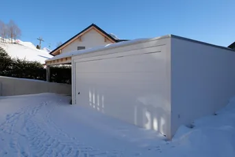 Doppelgarage mit Carport für Skibegeisterte mit E-Ladeanschluss in Tauplitz