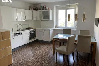 Nähe FH Joanneum u. Schloss Eggenberg/Gepflegte 2-Zimmer-Wohnung in Grünruhelage