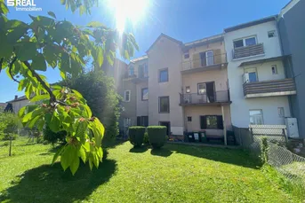 Angebotsverfahren: Stadthaus mit tollem Garten-Ihr neues Zuhause wartet!