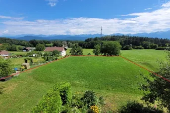 Wohnhaus mit großem Baugrund in sonniger, ruhiger Aussichtslage!