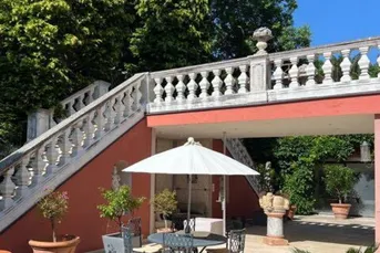HINTERBRÜHL - RARITÄT ! SCHÖNE VILLA MIT PRACHTVOLLEM ALTBAUMBESTAND IN TOP ZUSTAND ZUM VERKAUF