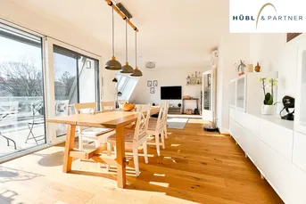 Wunderschöne, 2021 fertiggestellte und perfekt eingerichtete 3-Zimmer DG Wohnung in ruhiger Lage
