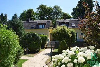 Elegantes Reihenhaus mit Garten beim Lainzer Platz´l