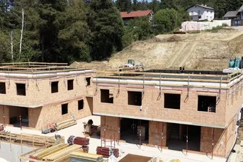 BAUFORTSCHRITT SICHTBAR – erste 4 Einheiten im Rohbau fertiggestellt | 16 Wohneinheiten | provisionsfrei