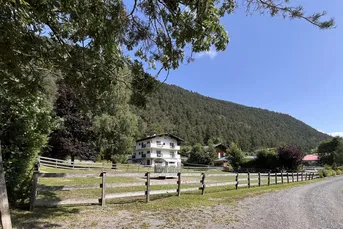 SONNIGE, RUHIG GELEGENE BAUGRUNDSTÜCKE IN TRAUMHAFTER AUSSICHTSLAGE – RUHE UND NATUR PUR IN TARRENZ