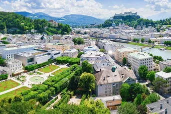 Salzburg-Aigen: Mehrfamilienhaus mit viel Potential in begehrter Lage