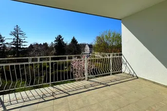 Sonnendurchflutete Wohnung mit Südterrasse, Lift &amp; Garage in bester Cottagelage!