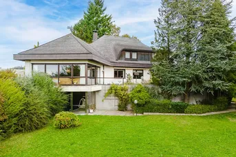 GEDIEGENE GROSSZÜGIGKEIT!Unternehmervilla mit Weitblick in Tumeltsham