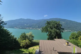 Schönes Seegrundstück mit Seezugang und Baubewilligung!