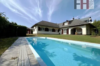 Solider Bungalow, perfekte Lage, guter Grundriss, großer Garten, schöner Pool!