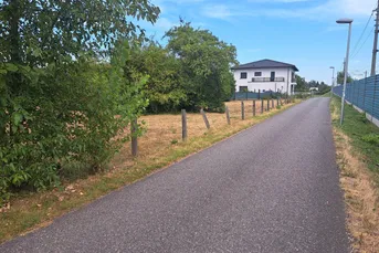 Bauträger aufgepasst! Baugrundstück für bis zu 8x Reihenhäuser in Linz-Pichling