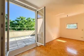 Sonnige Dachgeschosswohnung mit großer Terrasse im Springer-Schlössl-Park