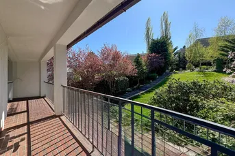 Fantastisches Einfamilienhaus mit Indoorpool und Sauna in Döblinger Villengegend