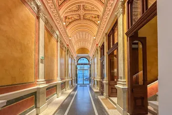 Weihburggasse- Souterrain Geschäftsfläche in wunderschönem Palais