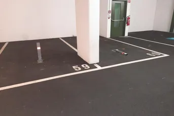 Tiefgaragenplätze in 1220 Wien Rennbahnweg 52