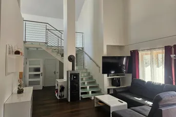 Exklusives Architektenhaus mit Pool, Garage &amp; großzügigem Wohnkeller in Gerasdorf bei Wien