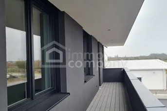 "Exklusives Büro, Erstbezug, top Technik-Ausstattung mit optionaler Lagerhalle"