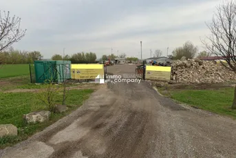 HÖFLEIN - 2000-3000m² Gewerbegrund mit bester Anbindung
