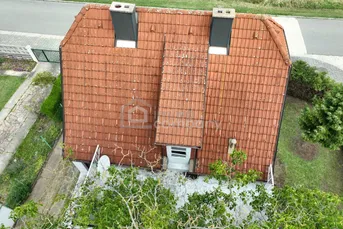 Renovierungsbedürftiges Haus mit Grünblick in Trautmannsdorf/Leitha zu verkaufen!