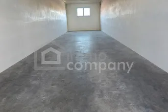 Neuwertige Lagerhalle - 137m² in Unterwaltersdorf zu vermieten!