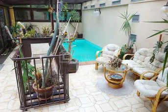 Exklusives Reihenmittelhaus in 1130 Wien – 10 Zimmer, Garten, Balkone- barrierefrei!